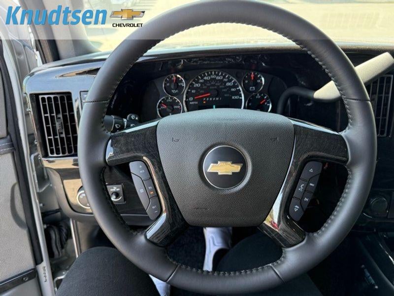 2023 Chevrolet Express Cargo 2500 WT