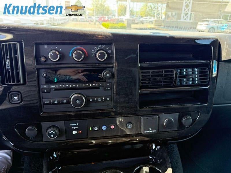 2023 Chevrolet Express Cargo 2500 WT