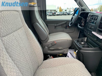 2025 Chevrolet Express Cargo 2500 WT