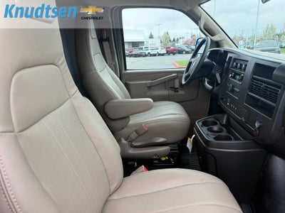 2025 Chevrolet Express Cargo WT