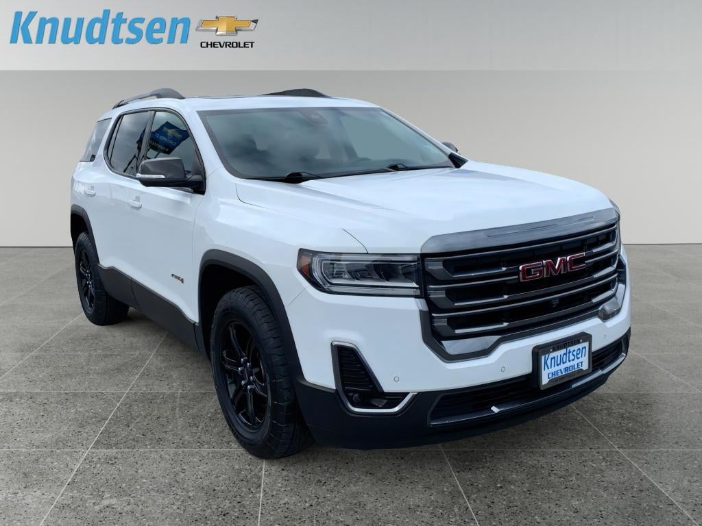 2023 GMC Acadia AT4