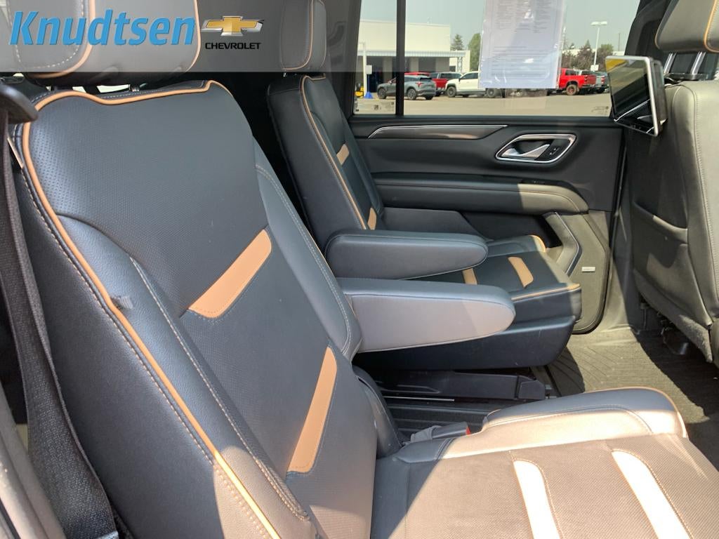 2022 GMC Yukon XL AT4
