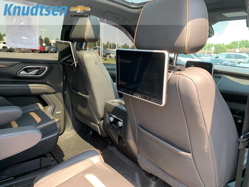 2022 GMC Yukon XL AT4
