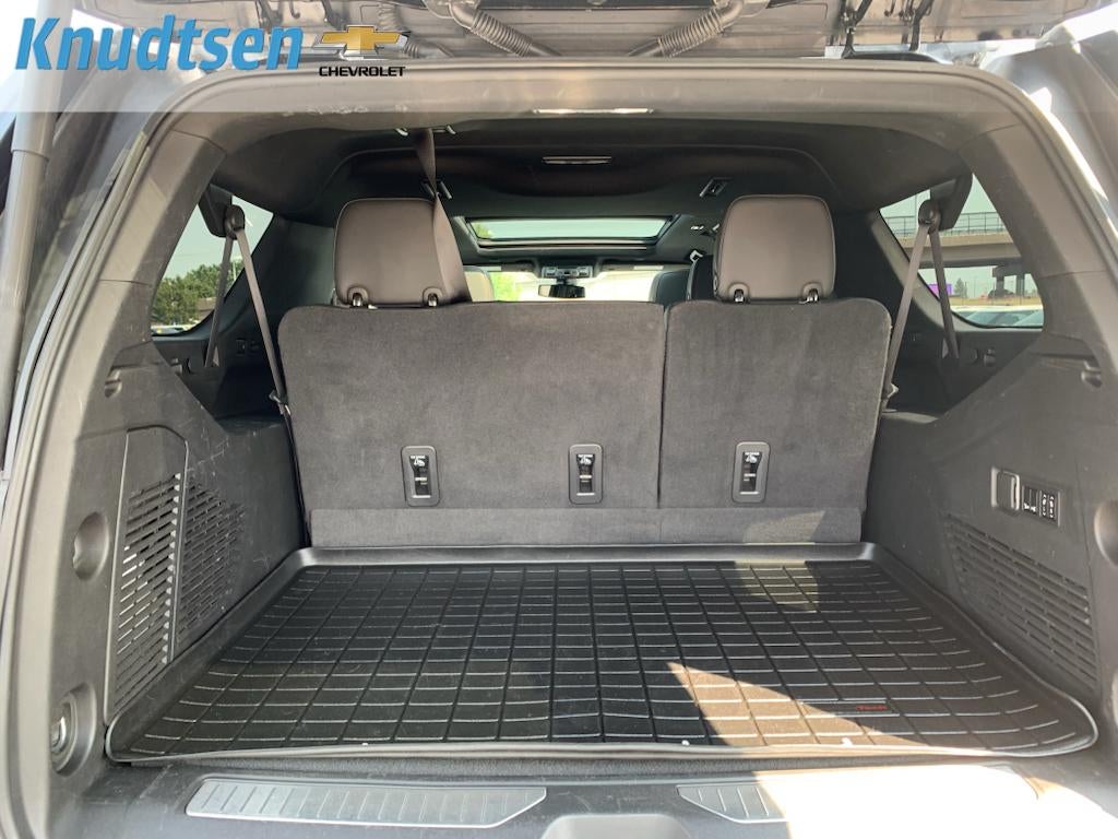 2022 GMC Yukon XL AT4