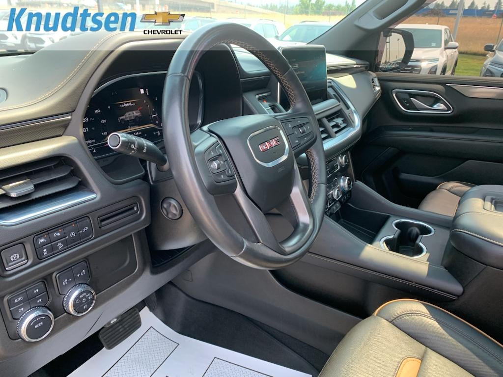 2022 GMC Yukon XL AT4