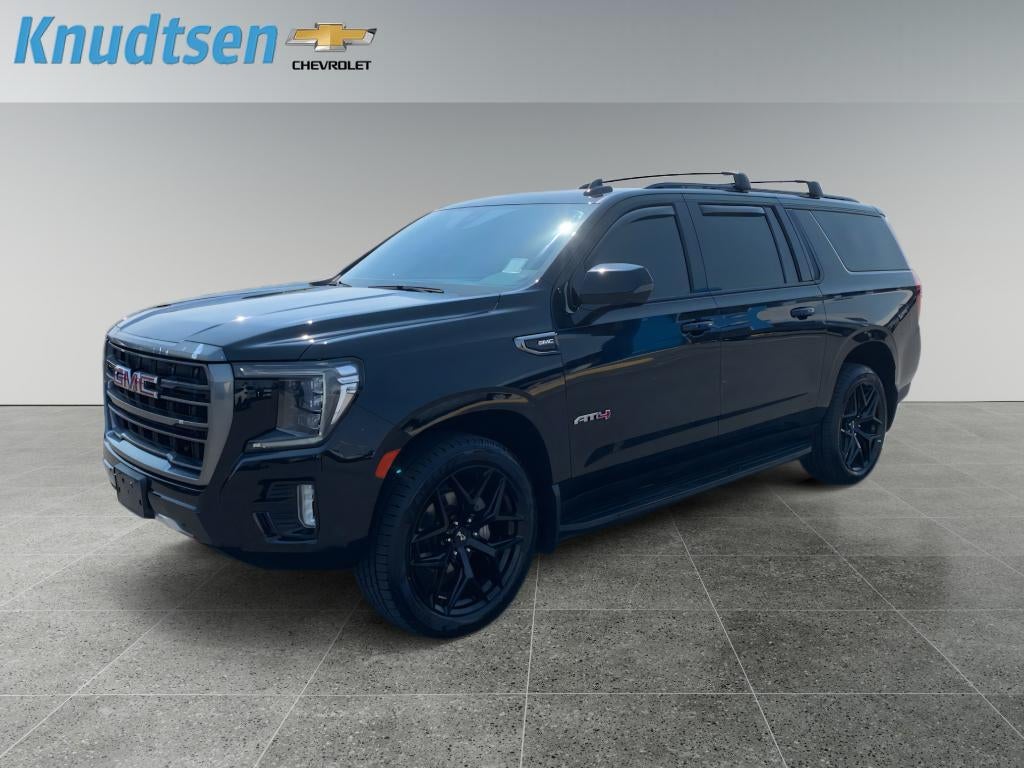 2022 GMC Yukon XL AT4