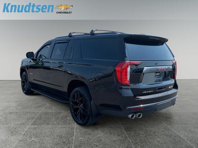 2022 GMC Yukon XL AT4