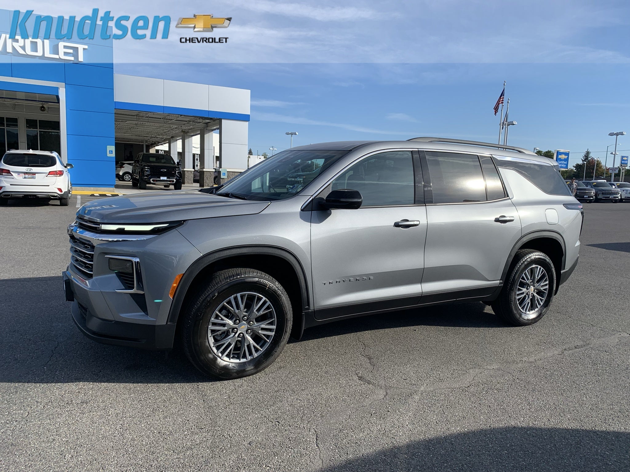 2027 Chevrolet Traverse LT