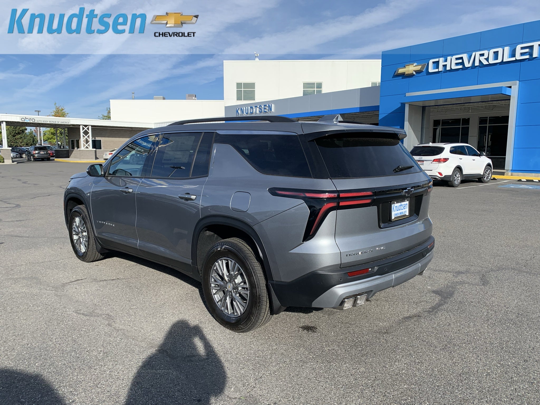 2027 Chevrolet Traverse LT