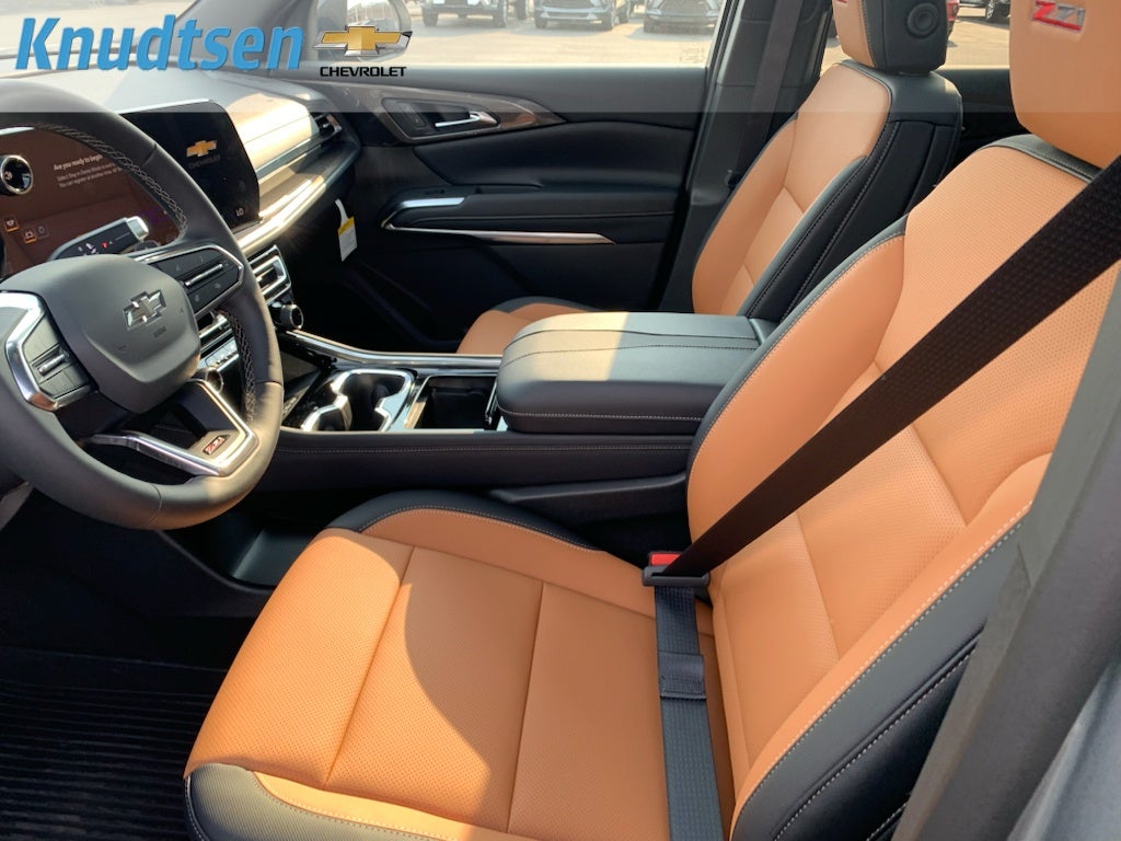 2027 Chevrolet Traverse Z71 - Photo 18