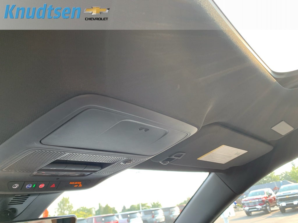 2027 Chevrolet Traverse Z71 - Photo 26