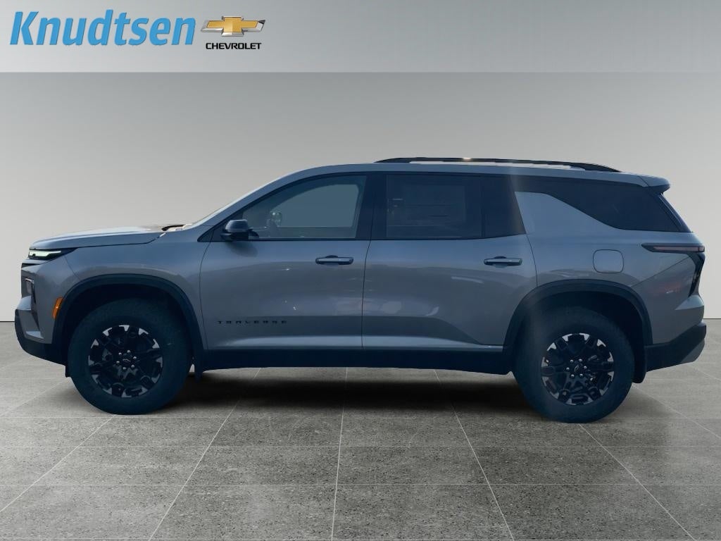 2027 Chevrolet Traverse Z71 - Photo 4