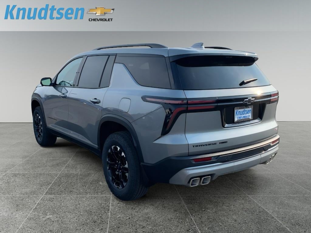 2027 Chevrolet Traverse Z71 - Photo 5