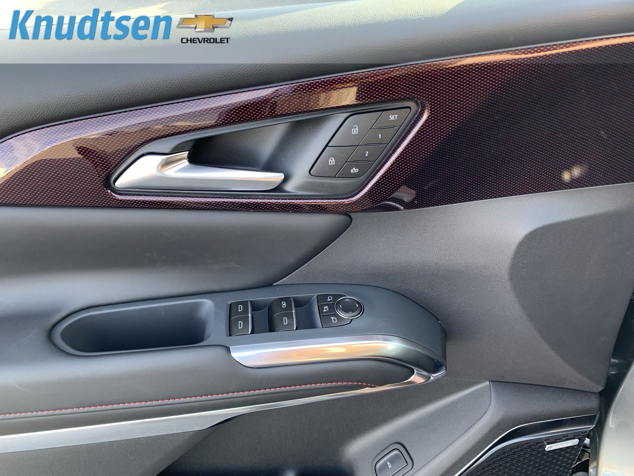 2027 Chevrolet Traverse RS
