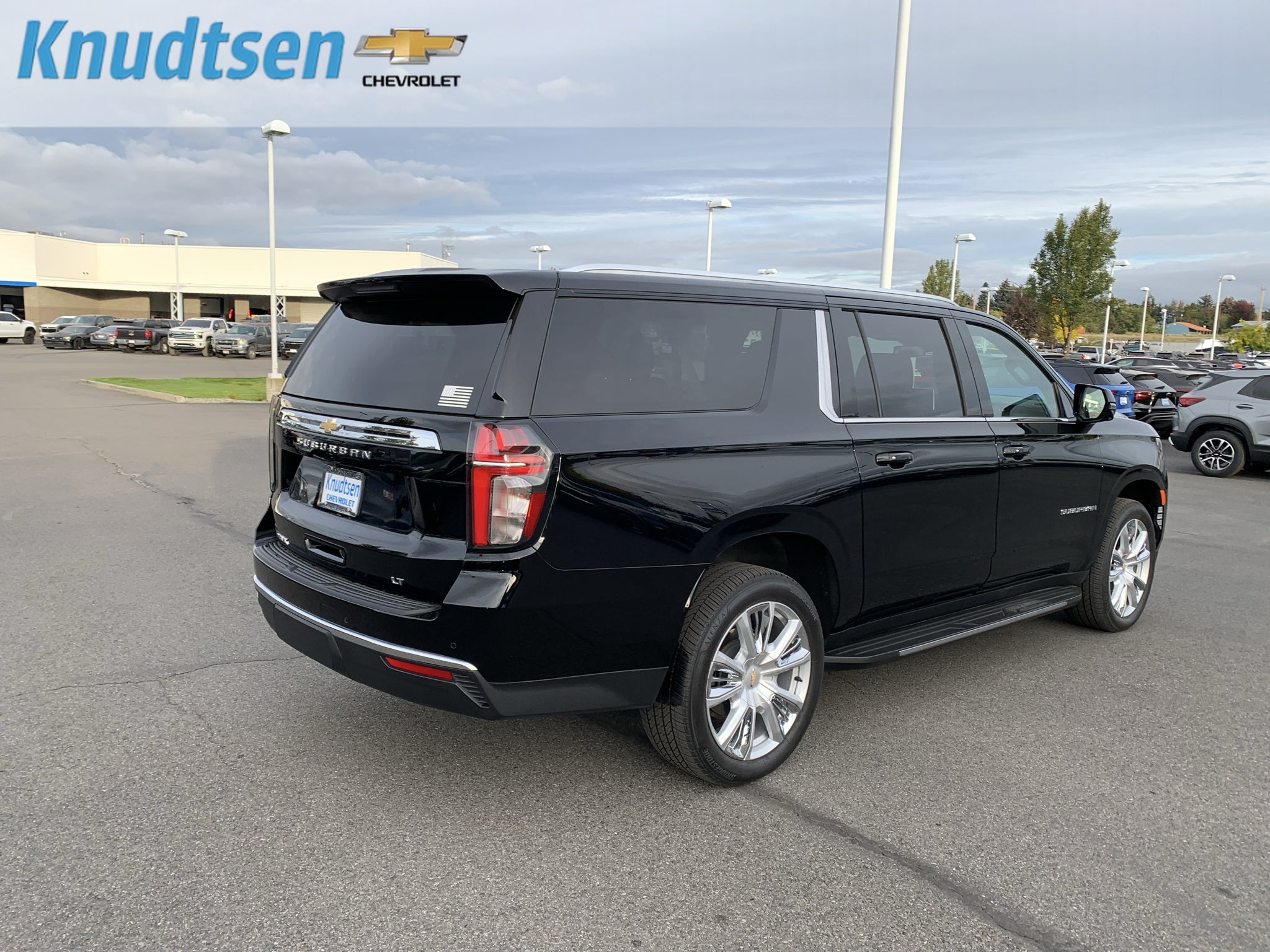2024 Chevrolet Suburban LT