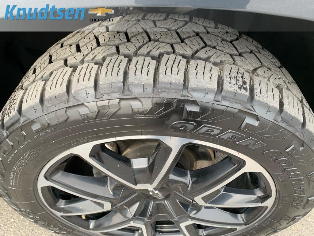 2021 Chevrolet Suburban RST