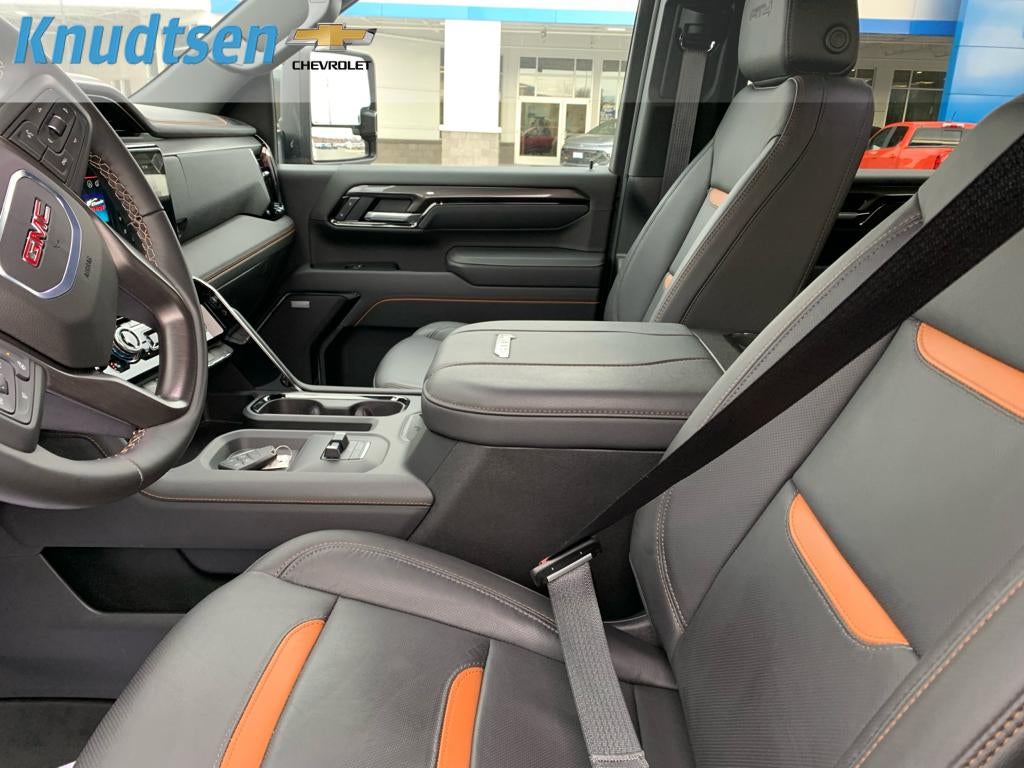 2025 GMC Sierra 2500 HD AT4