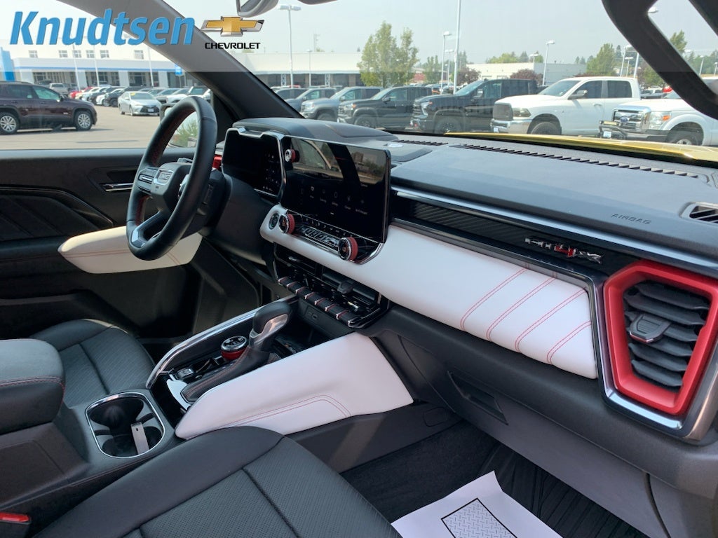 2023 GMC Canyon AT4X