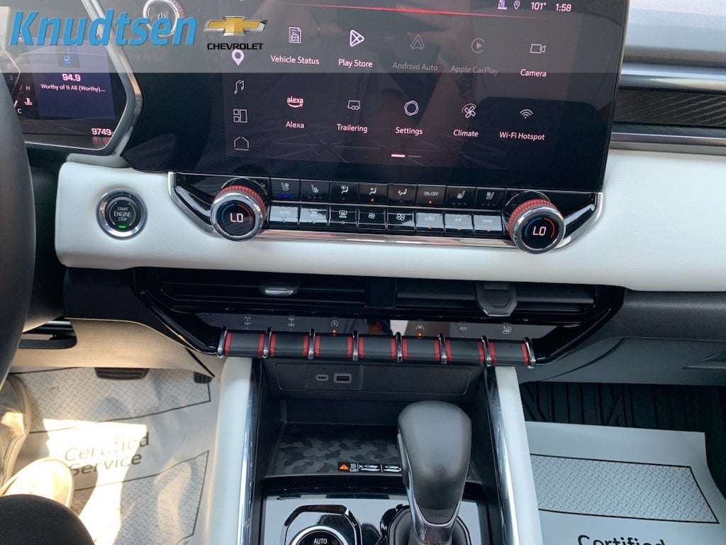 2023 GMC Canyon AT4X