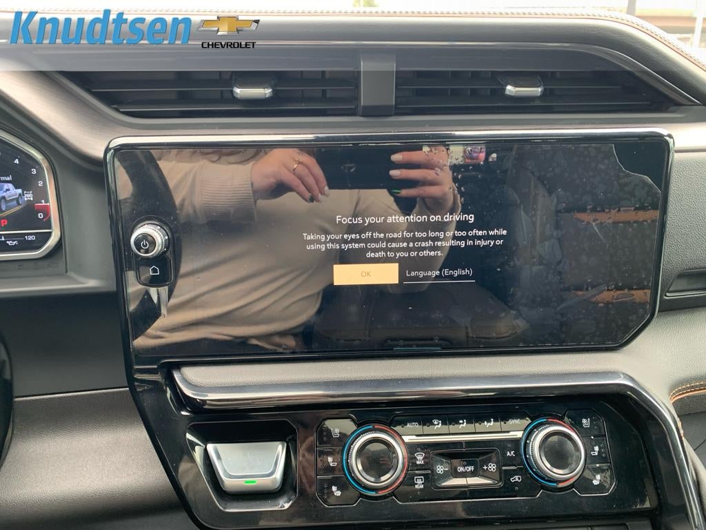 2024 GMC Sierra 1500 AT4