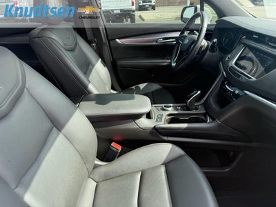 2023 Cadillac XT6 Luxury