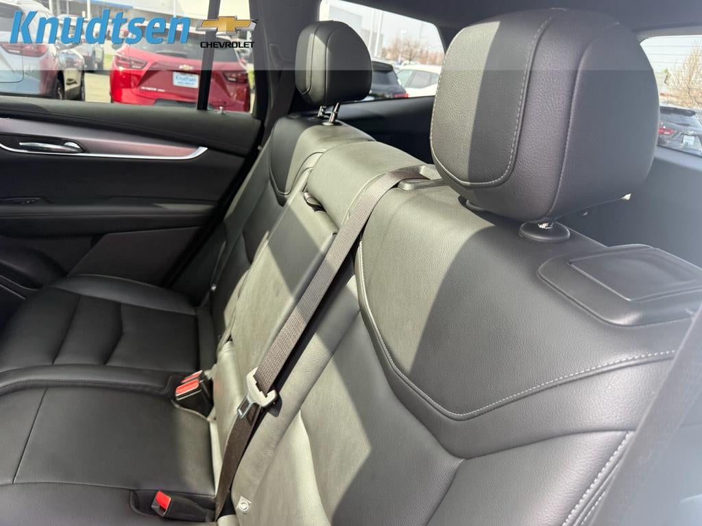 2023 Cadillac XT6 Luxury