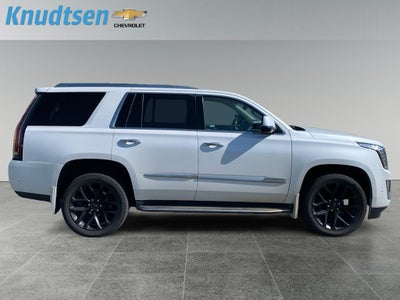 2017 Cadillac Escalade Luxury