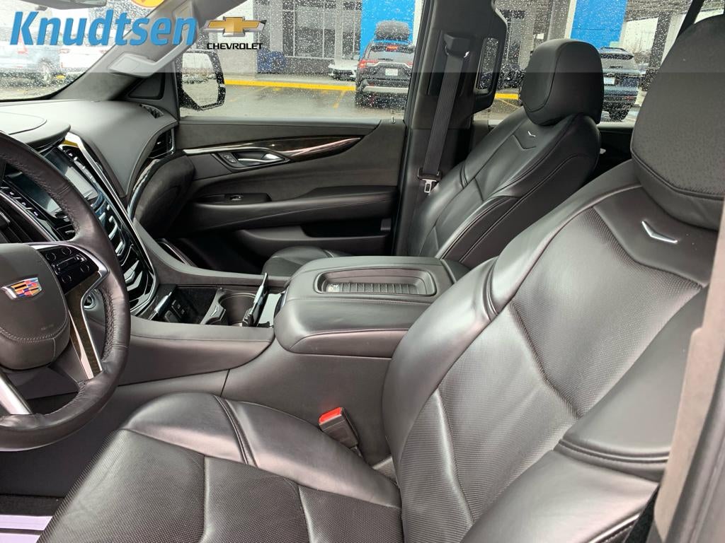 2020 Cadillac Escalade Platinum