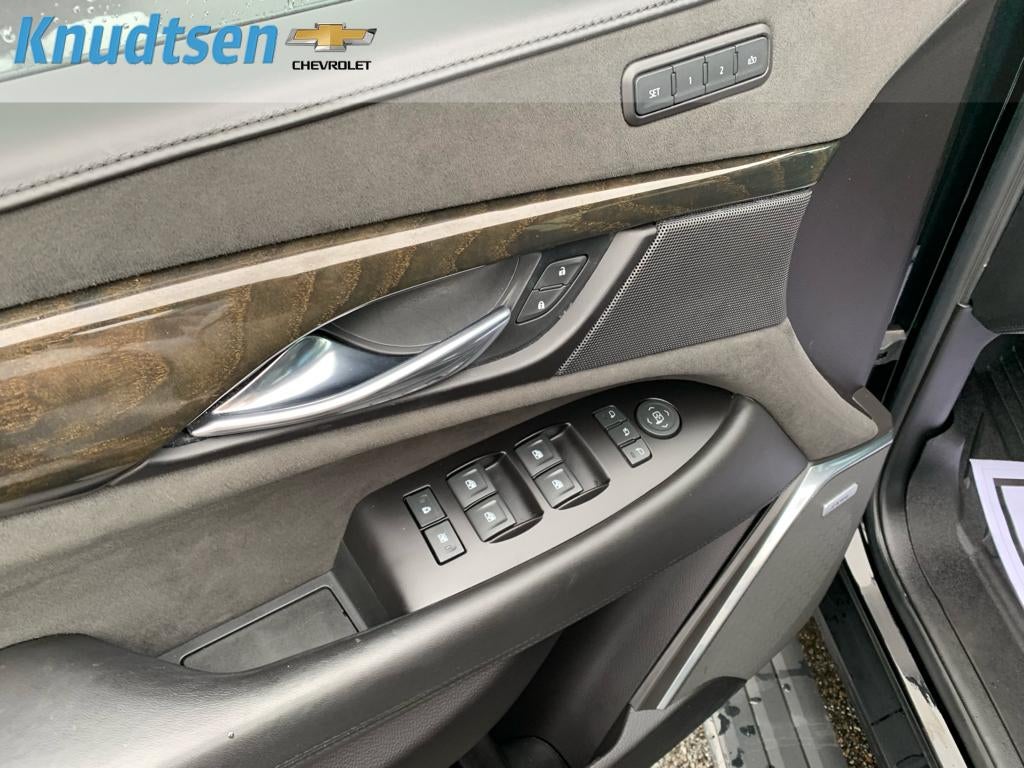 2020 Cadillac Escalade Platinum