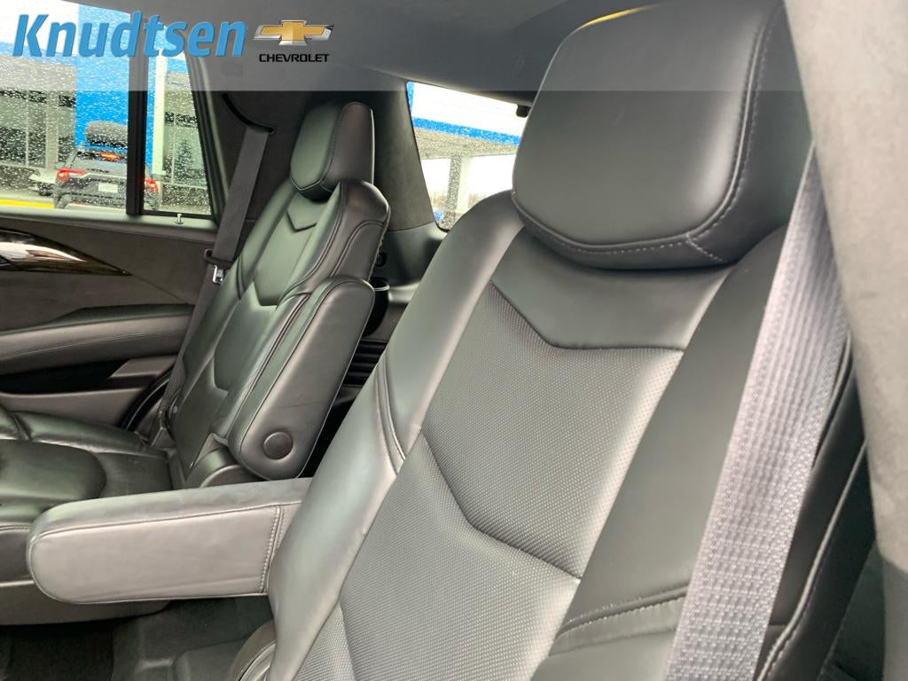 2020 Cadillac Escalade Platinum