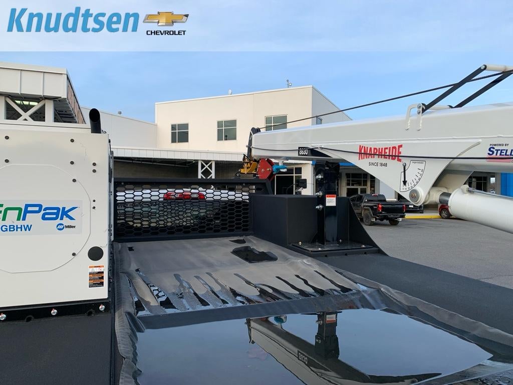 2024 Chevrolet Silverado 5500 HD Work Truck