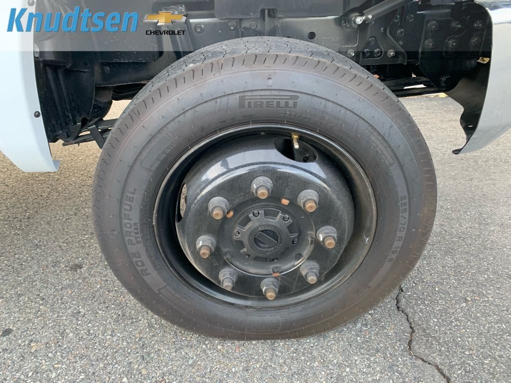 2024 Chevrolet Silverado 5500 HD Work Truck