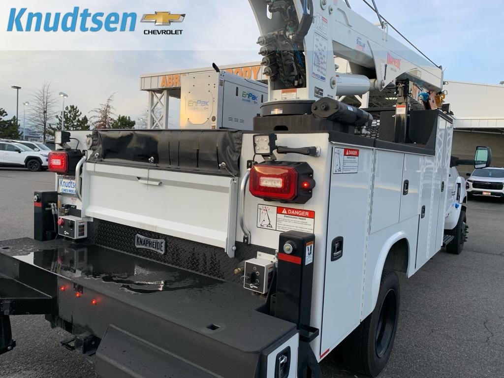 2024 Chevrolet Silverado 5500 HD Work Truck