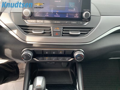 2025 Nissan Altima SR