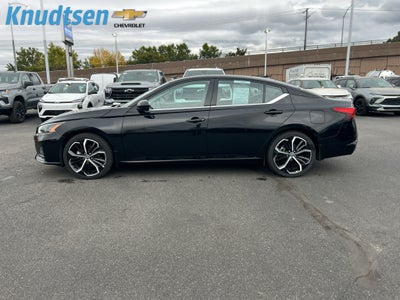 2025 Nissan Altima SR