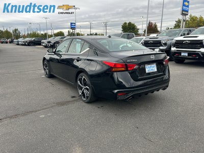 2025 Nissan Altima SR