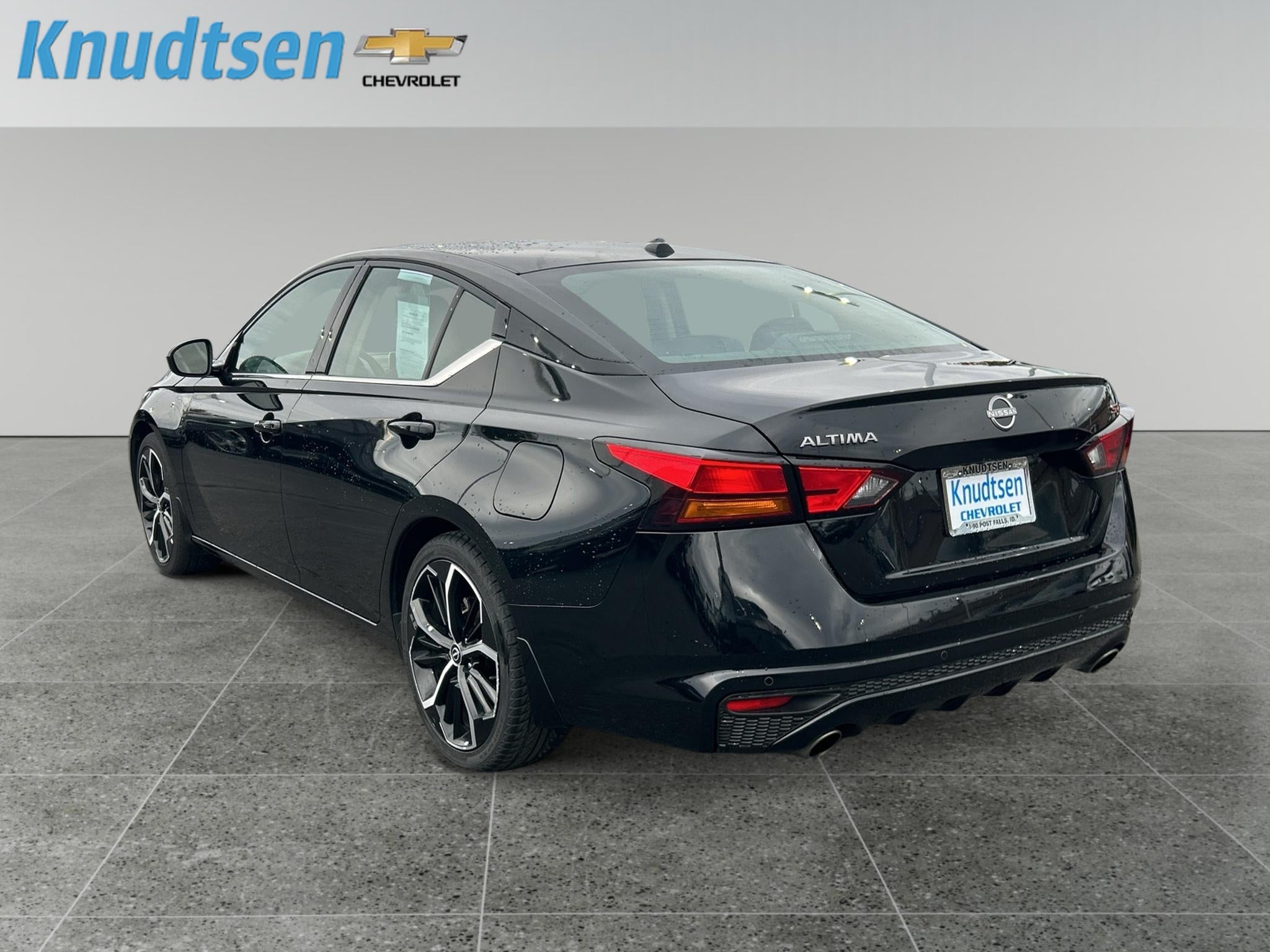 2025 Nissan Altima SR