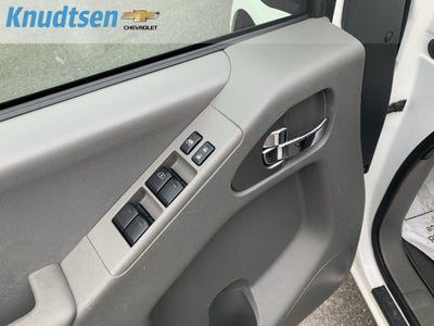 2021 Nissan Frontier Crew Cab SV 4x4