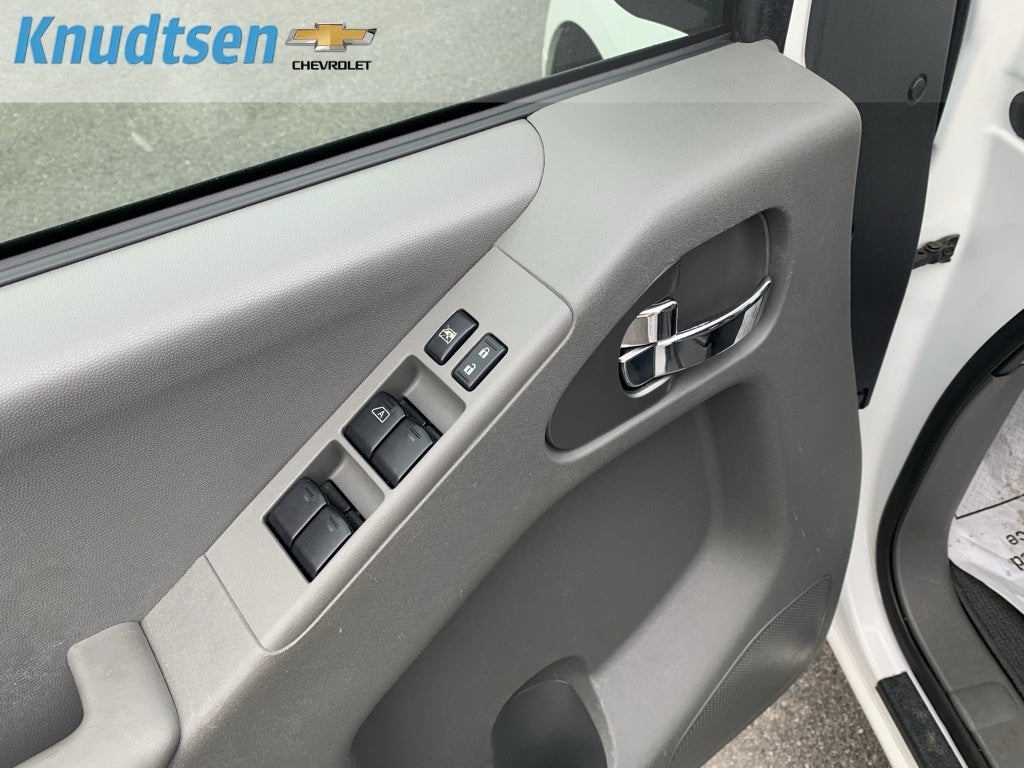2021 Nissan Frontier Crew Cab SV 4x4