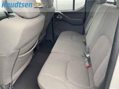 2021 Nissan Frontier Crew Cab SV 4x4