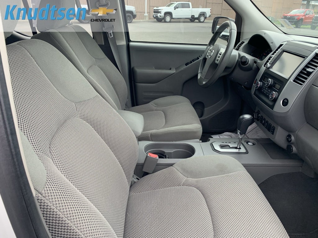 2021 Nissan Frontier Crew Cab SV 4x4