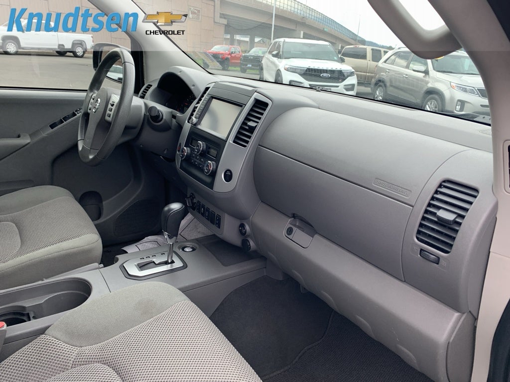 2021 Nissan Frontier Crew Cab SV 4x4