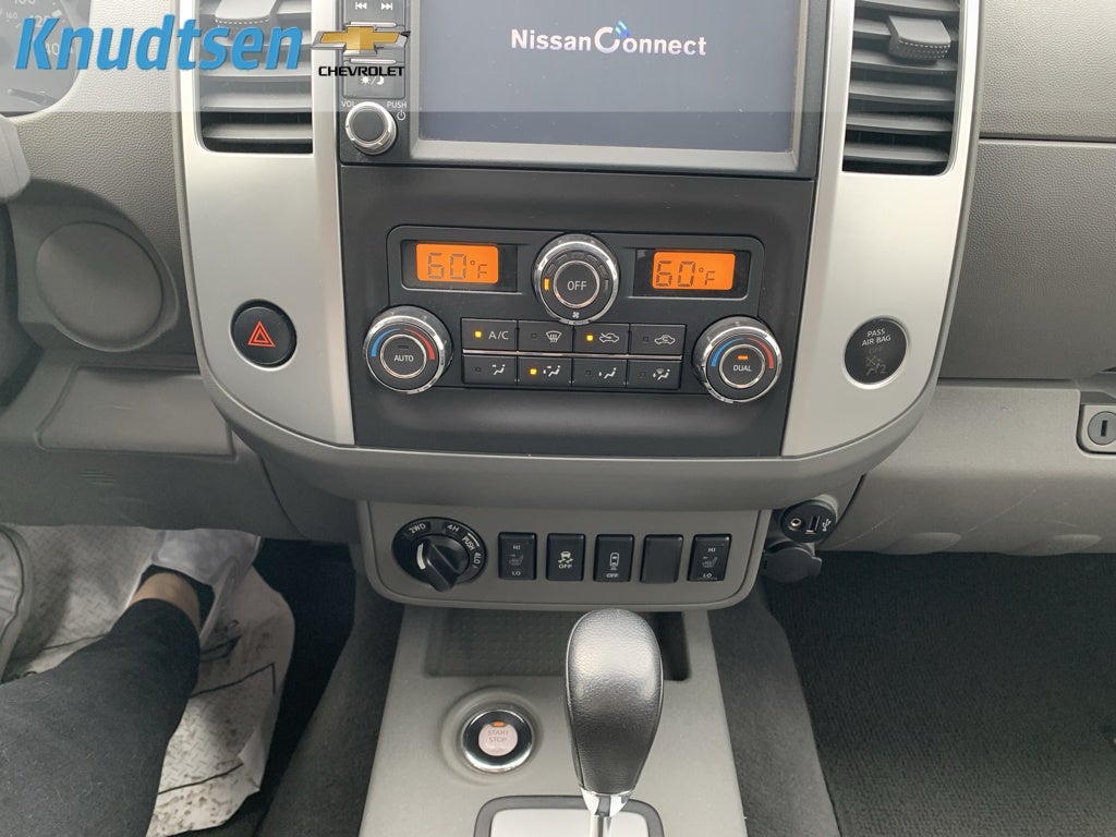 2021 Nissan Frontier Crew Cab SV 4x4