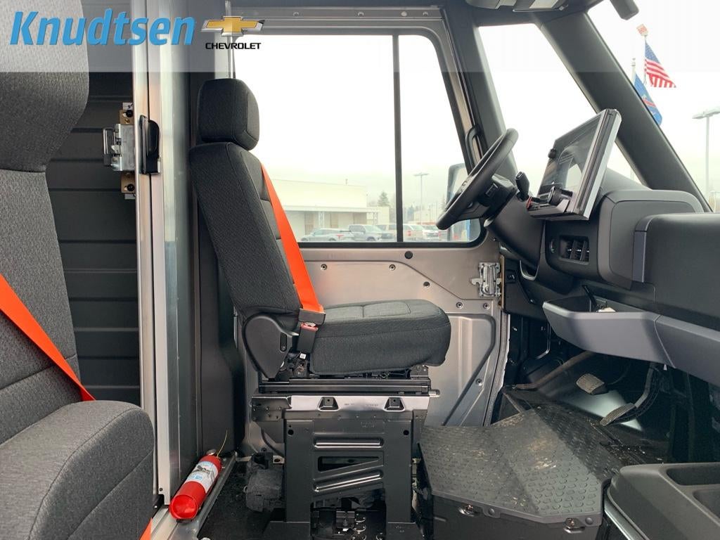 2025 Chevrolet BrightDrop 400 AWD 400