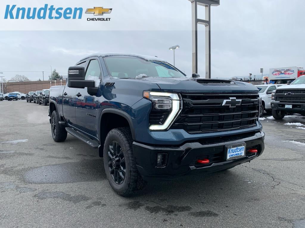 2026 Chevrolet Silverado 3500HD LTZ's photo