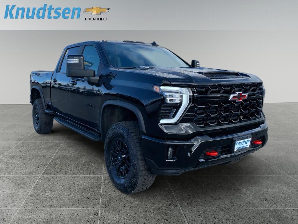 2026 Chevrolet Silverado HD ZR2 4WD Crew Cab Standard Box's photo