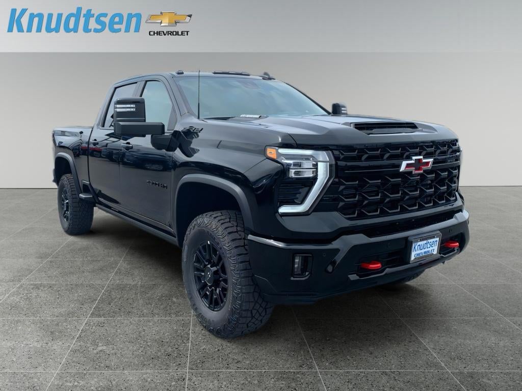 2026 Chevrolet Silverado HD ZR2 4WD Crew Cab Standard Box's photo