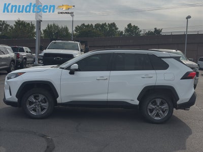 2022 Toyota RAV4 Hybrid LE