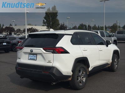 2022 Toyota RAV4 Hybrid LE