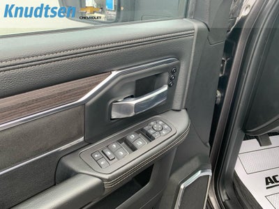 2025 RAM 3500 Laramie Crew Cab 4x4 6'4" Box